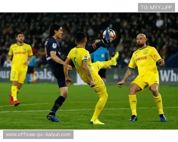 法甲：里昂2-2战平南特，比赛悬念不断升级，里昂vs南特比分预测